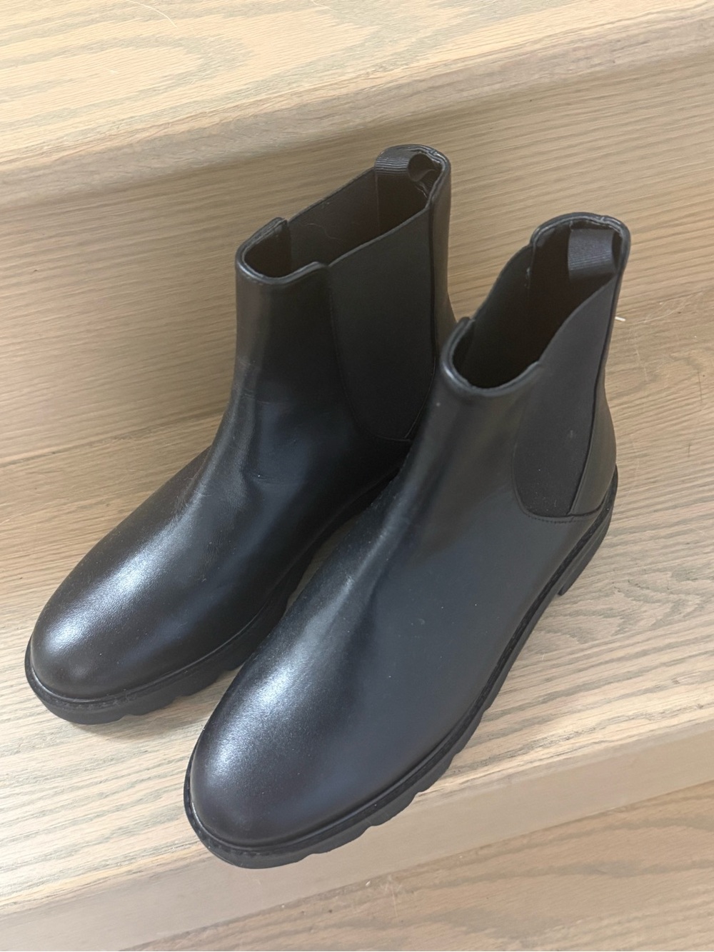 SW Women's Black Chelsea Ankle Boots - Sleek Slip-On Booties